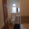 Photo 5: En Suite Bathroom