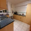 Photo 2: kitchen