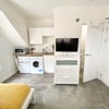 Photo 4: Mini Studio 