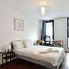 Photo 2: Double room with space for a desk