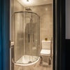 Photo 7: Ensuite