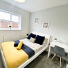 Photo 2: Bedroom 