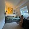 Photo 8: Room 1