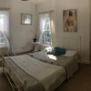Photo 9: Room 5