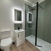Photo 3: En-suite 2