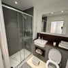 Photo 4: Bathroom