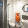 Photo 7: EXAMPLE EN-SUITE