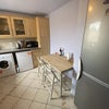 Photo 5: kitchen