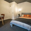 Photo 2: ROOM 4