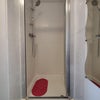 Photo 3: En suite 