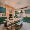 Photo 7: Kitchen.