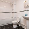 Photo 9: Main bathroom/Shower