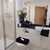 Photo 2: Private ensuite