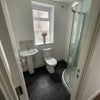 Photo 3: Large En-Suite Private Bathroom 🚿 
