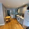 Photo 3: Kitchen