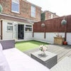 Photo 4: Garden 