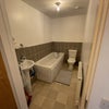 Photo 4: Main bathroom 
