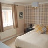 Photo 2: Bedroom