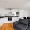Photo 4: Kitchen