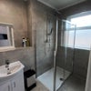 Photo 2: Ensuite double room bathroom