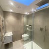 Photo 2: En-Suite