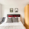 Photo 4: Room 1