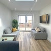 Photo 3: Lounge