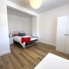 Photo 7: room 4