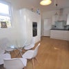 Photo 2: Kitchen 