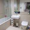 Photo 5: Private Bathroom (not en-suite)