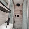 Photo 2: shower room