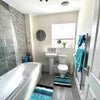 Photo 3: Own bathroom & Shower 