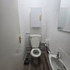 Photo 14: Toilet