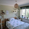 Photo 4: Room 2: bright and clean