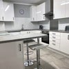 Photo 4: Kitchen