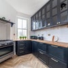Photo 6: Kitchen