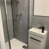 Photo 6: en-suite