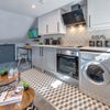 Photo 3: Studio 5 Kitchen 