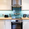 Photo 6: Kitchen