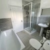 Photo 7: Bath and Shower Room