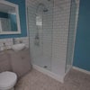 Photo 5: Room 2 ensuite