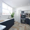 Photo 6: Kitchen