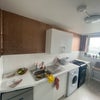 Photo 2: Kitchen