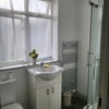 Photo 4: En suite shower room
