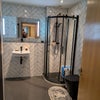 Photo 6: Bathroom