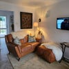 Photo 8: Lounge