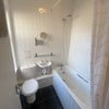 Photo 2: En-Suite 