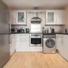 Photo 4: Kitchen