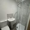 Photo 9: Ensuite