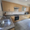 Photo 16: kitchen